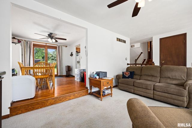 209 JUNIPER Lane, East Peoria, IL 61611