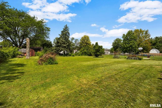 209 JUNIPER Lane, East Peoria, IL 61611