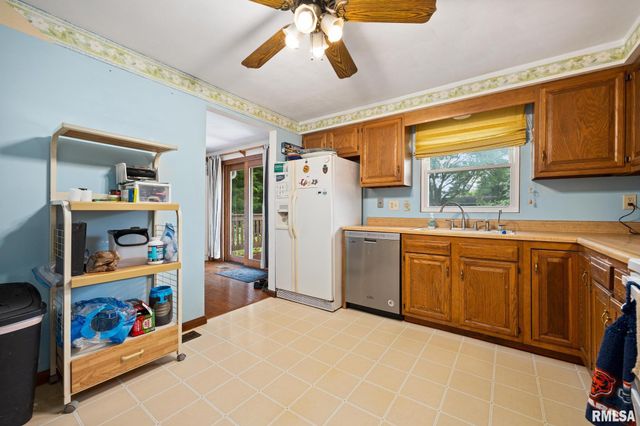 209 JUNIPER Lane, East Peoria, IL 61611