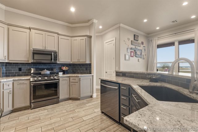 23800 E 720 Road, Wagoner, OK 74467