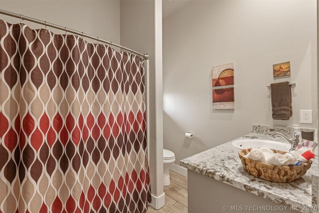 23800 E 720 Road, Wagoner, OK 74467