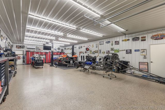 23800 E 720 Road, Wagoner, OK 74467