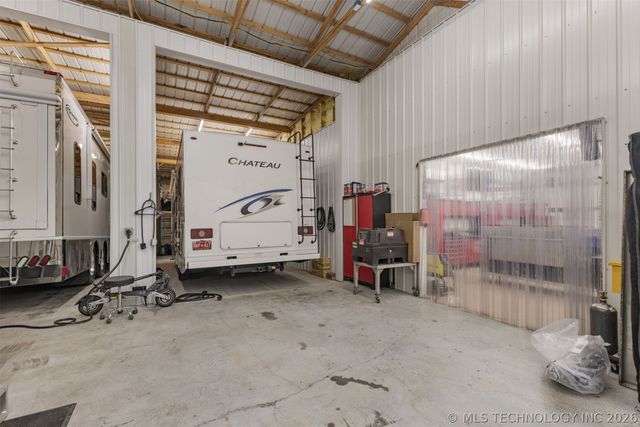 23800 E 720 Road, Wagoner, OK 74467