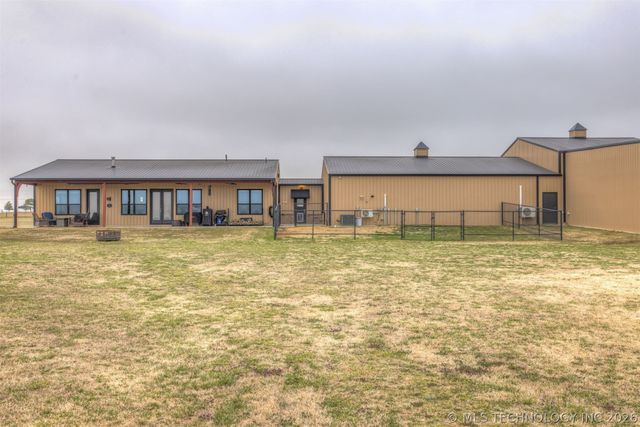 23800 E 720 Road, Wagoner, OK 74467