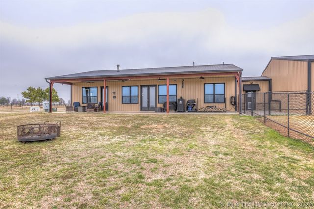23800 E 720 Road, Wagoner, OK 74467