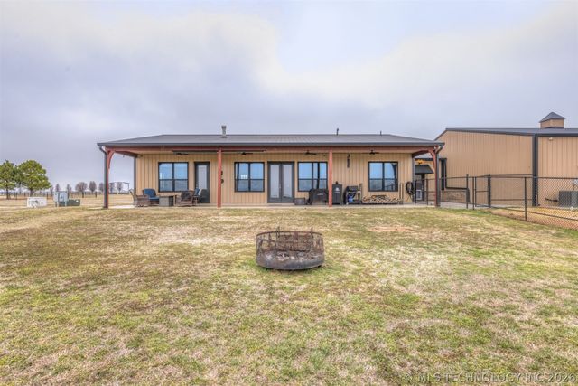 23800 E 720 Road, Wagoner, OK 74467