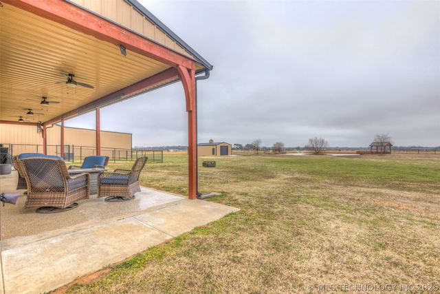 23800 E 720 Road, Wagoner, OK 74467