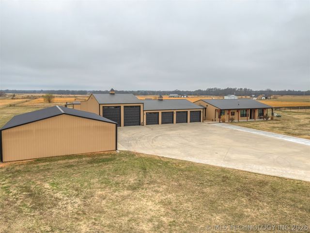 23800 E 720 Road, Wagoner, OK 74467