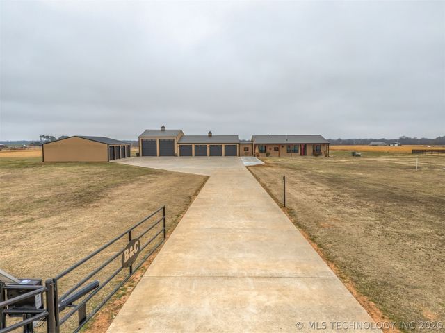 23800 E 720 Road, Wagoner, OK 74467