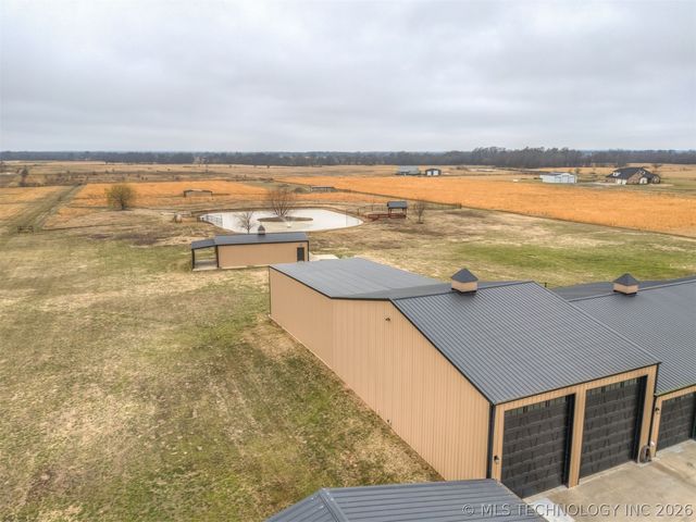 23800 E 720 Road, Wagoner, OK 74467