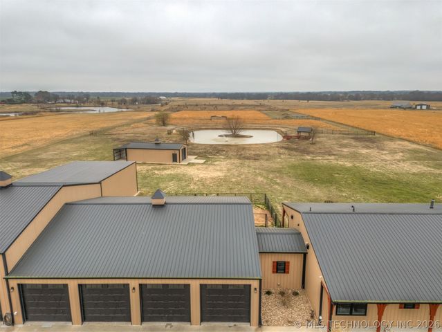 23800 E 720 Road, Wagoner, OK 74467