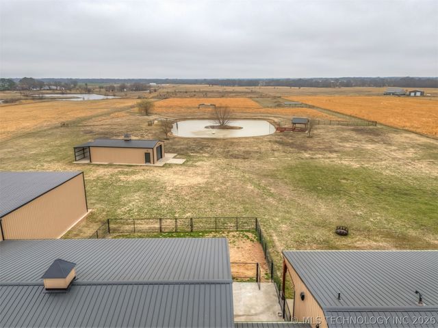 23800 E 720 Road, Wagoner, OK 74467