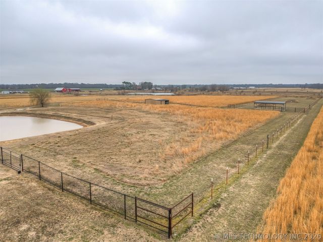 23800 E 720 Road, Wagoner, OK 74467