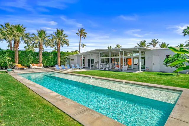 2190 E Terry Lane, Palm Springs, CA 92262