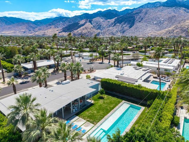 2190 E Terry Lane, Palm Springs, CA 92262