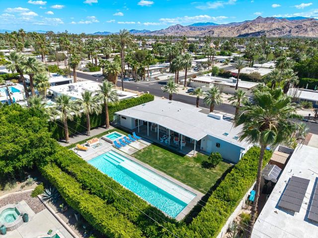 2190 E Terry Lane, Palm Springs, CA 92262