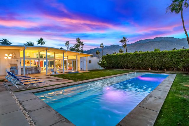 2190 E Terry Lane, Palm Springs, CA 92262