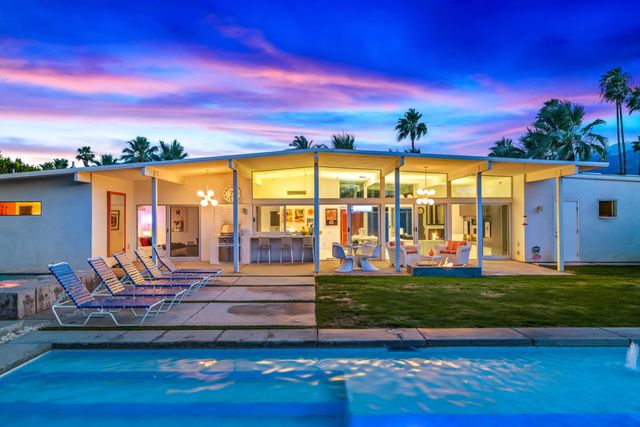 2190 E Terry Lane, Palm Springs, CA 92262