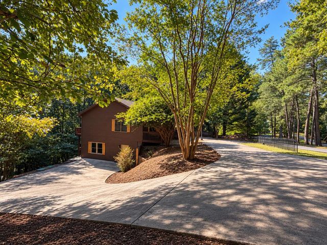 750 Lemmon Lane S, Ellijay, GA 30540