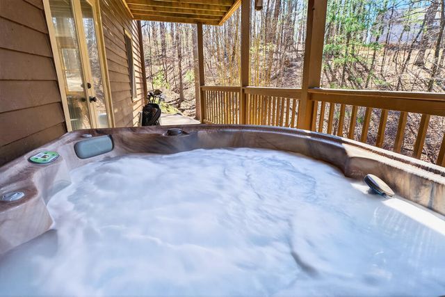 750 Lemmon Lane S, Ellijay, GA 30540