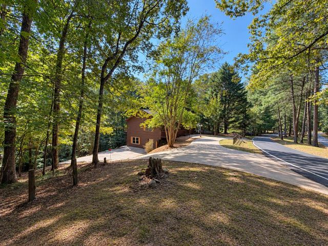 750 Lemmon Lane S, Ellijay, GA 30540