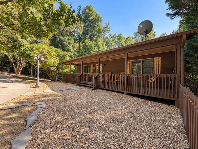 750 Lemmon Lane S, Ellijay, GA 30540