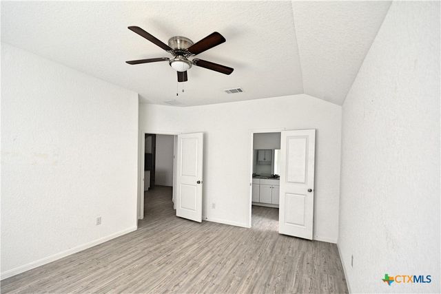 1208 Treehouse Lane, New Braunfels, TX 78130