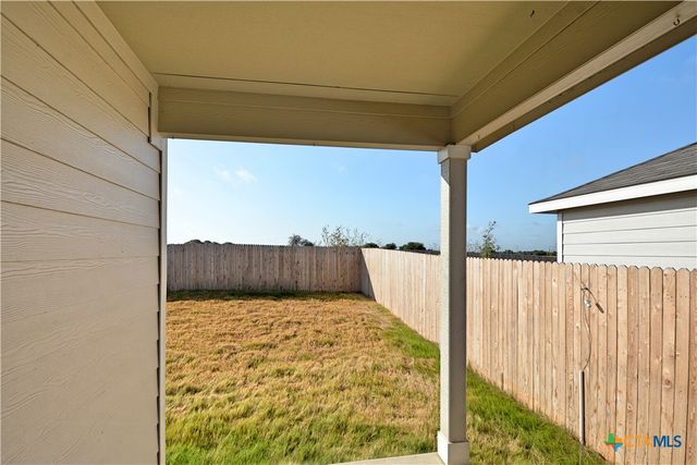 1208 Treehouse Lane, New Braunfels, TX 78130