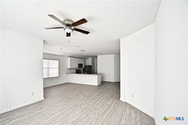 1208 Treehouse Lane, New Braunfels, TX 78130