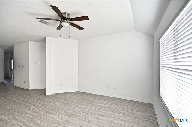 1208 Treehouse Lane, New Braunfels, TX 78130