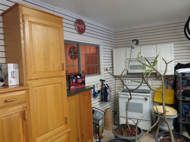 275 N SECOND Street, Conneaut Lake, PA 16316