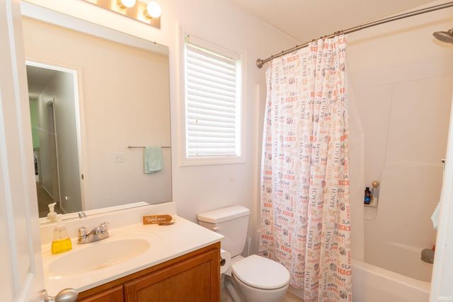 1424 Gauley River Drive, Mishawaka, IN 46544