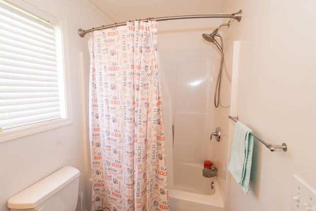 1424 Gauley River Drive, Mishawaka, IN 46544