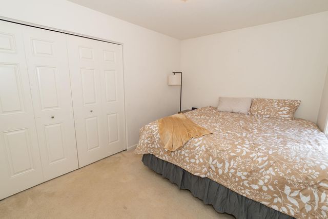 1424 Gauley River Drive, Mishawaka, IN 46544
