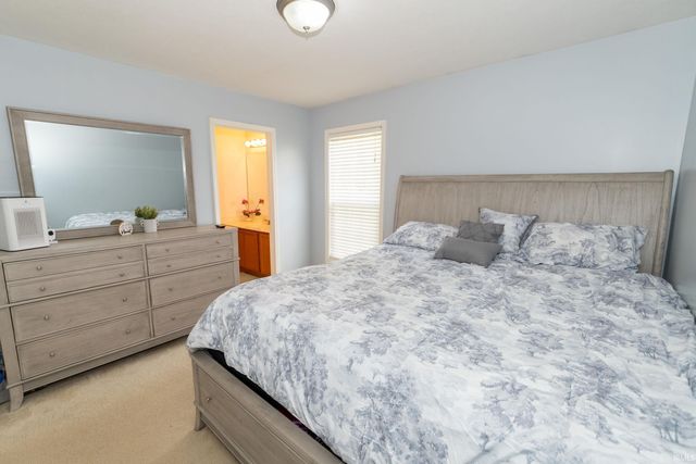 1424 Gauley River Drive, Mishawaka, IN 46544