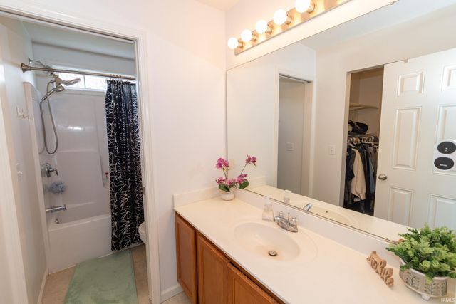 1424 Gauley River Drive, Mishawaka, IN 46544