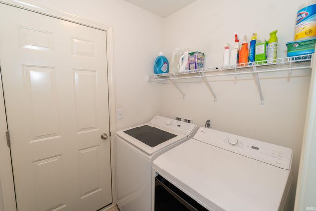 1424 Gauley River Drive, Mishawaka, IN 46544