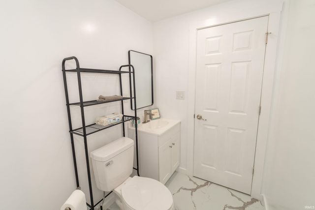 1424 Gauley River Drive, Mishawaka, IN 46544