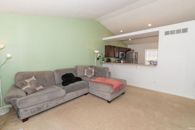 1424 Gauley River Drive, Mishawaka, IN 46544