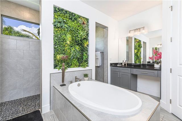 27180 Williams RD, Bonita Springs, FL 34135