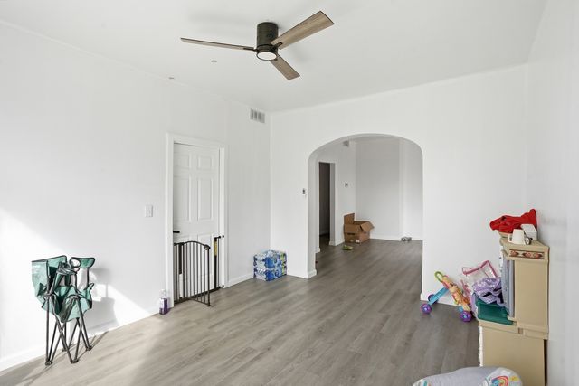 7923 S Lowe Avenue, Chicago, IL 60620