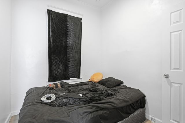 7923 S Lowe Avenue, Chicago, IL 60620