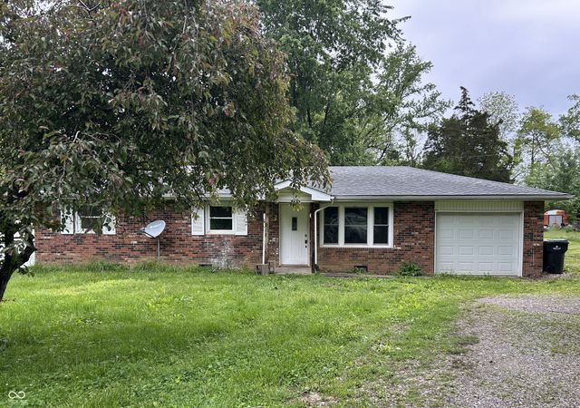 1720 E Lois Lane, North Vernon, IN 47265
