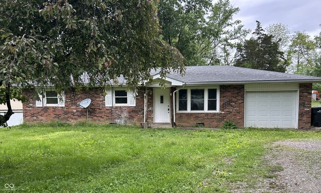 1720 E Lois Lane, North Vernon, IN 47265