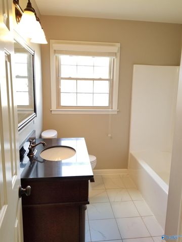 10302 Kipling Drive SW, Huntsville, AL 35803