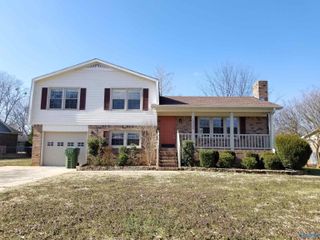 10302 Kipling Drive SW, Huntsville, AL 35803