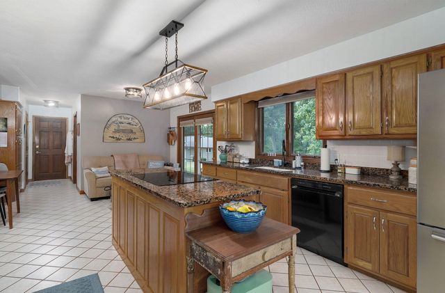 3305 Olympic Circle, Nixa, MO 65714