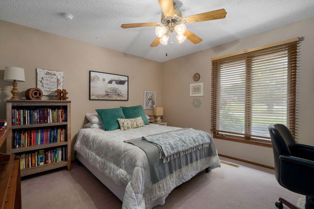 3305 Olympic Circle, Nixa, MO 65714