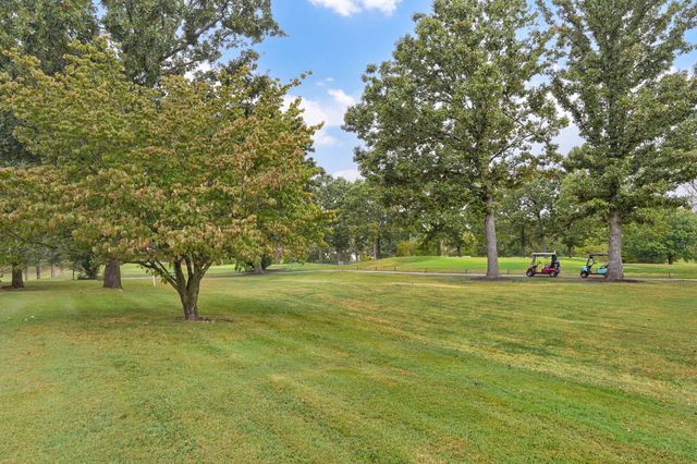 3305 Olympic Circle, Nixa, MO 65714
