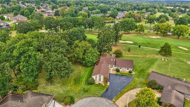 3305 Olympic Circle, Nixa, MO 65714